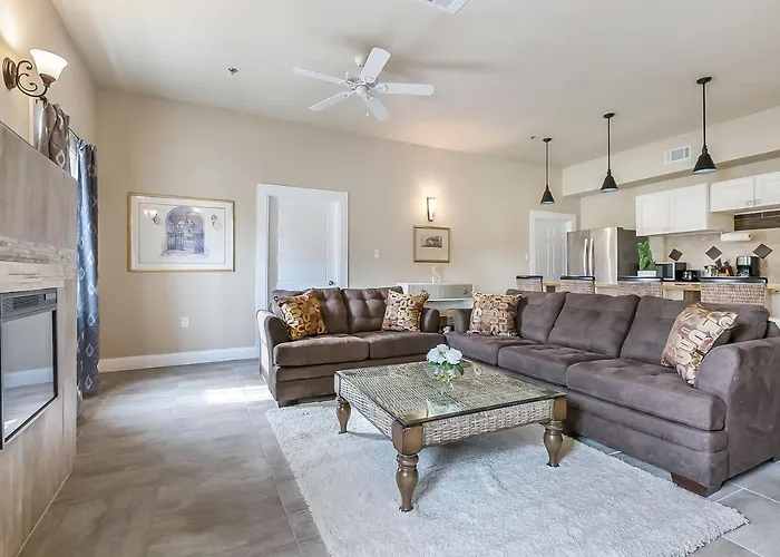 Modern 5Br Condo In Nola